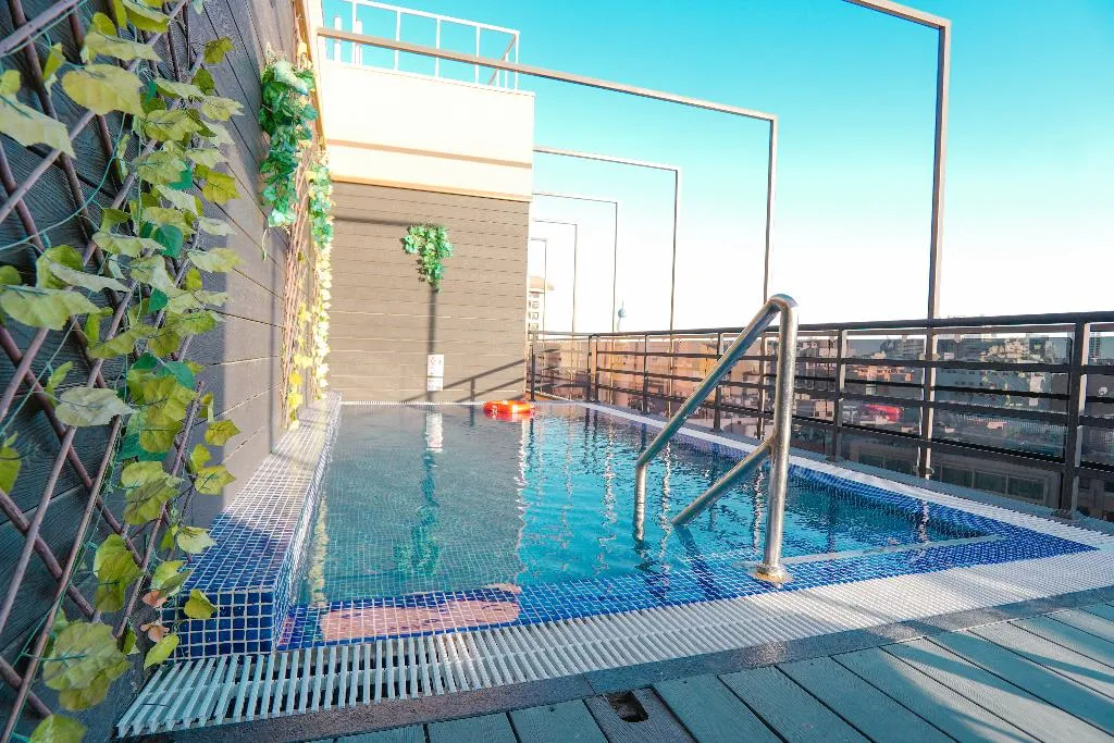 Pool, Concorde Creek View Hotel, Dubai