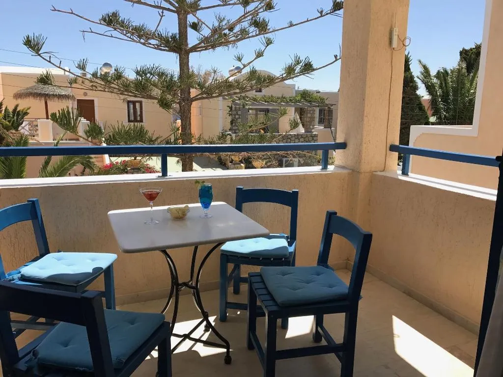 Room, Dioskouri Art Villas, Santorini