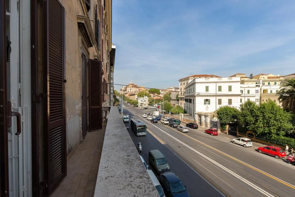 General view, Do Domus, Naples