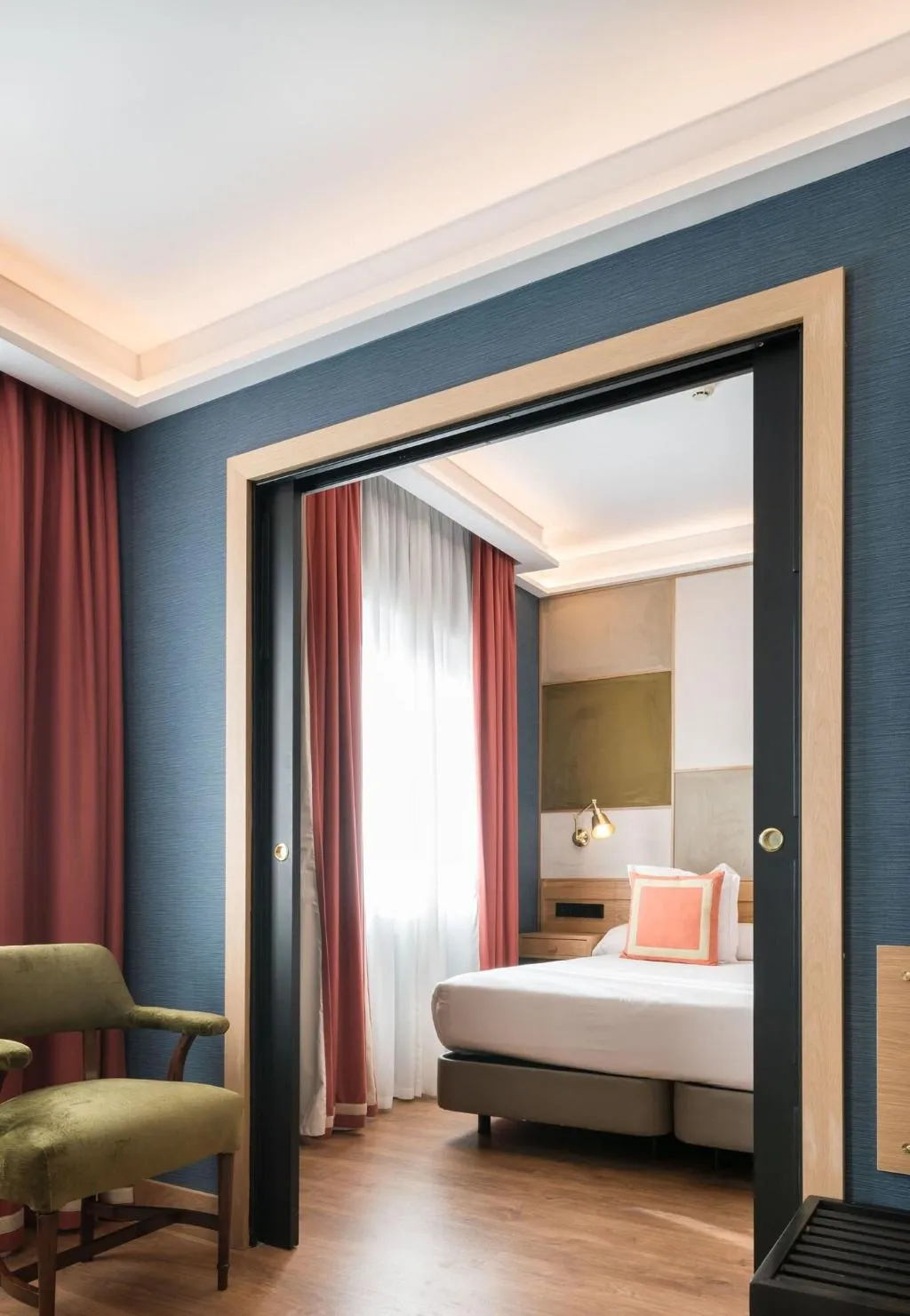 FAMILY ROOM WITH DOUBLE BED Room, Principe Pio, Madrid