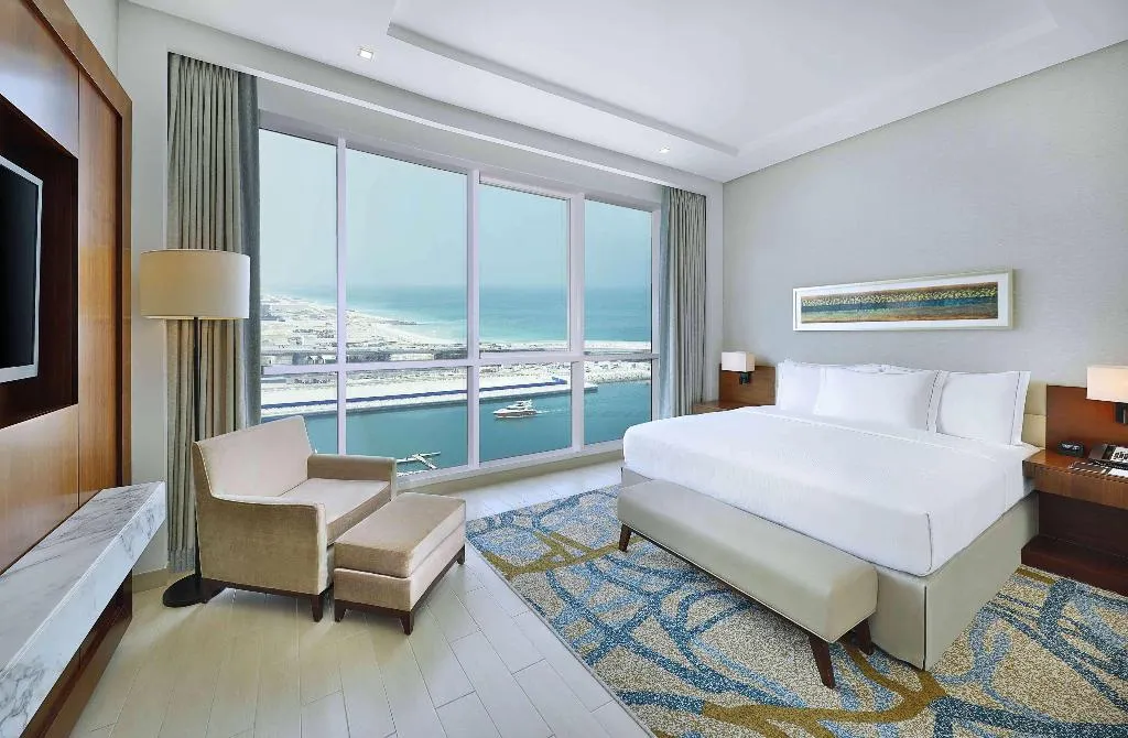 SUITE WITH KITCHENETTE Room, DoubleTree by Hilton Dubai, Jumeirah Beach, Dubai
