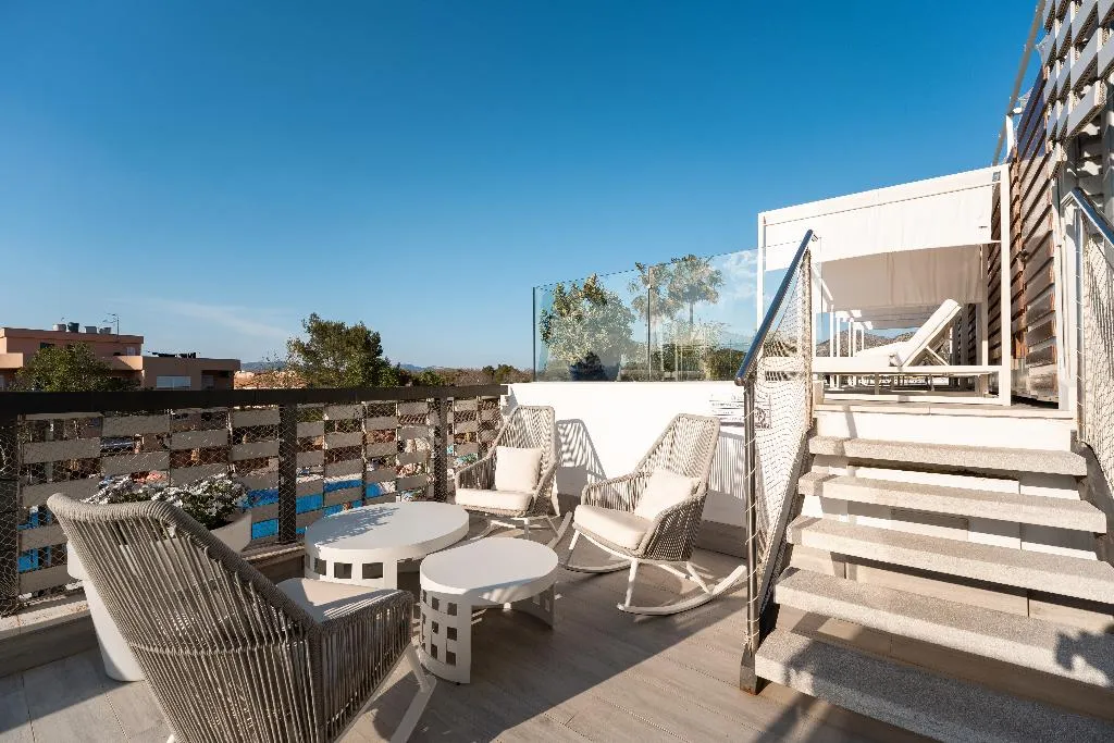 Terrace, Bahia de Alcudia Hotel & Spa, Majorca