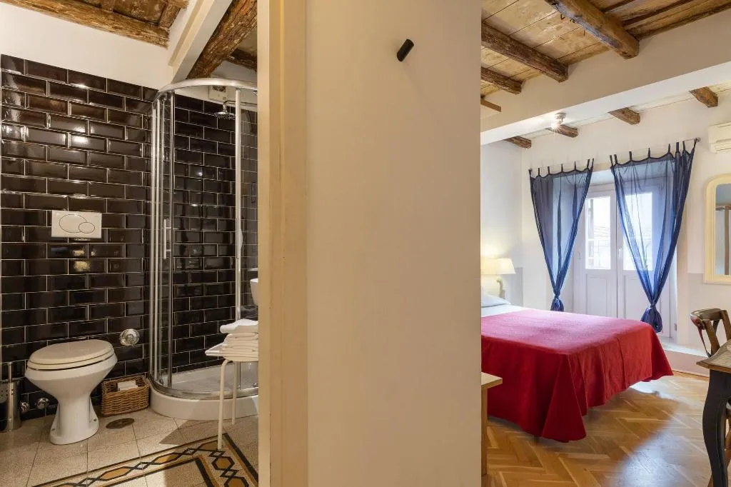 Room, The Blue Hostel, Naples