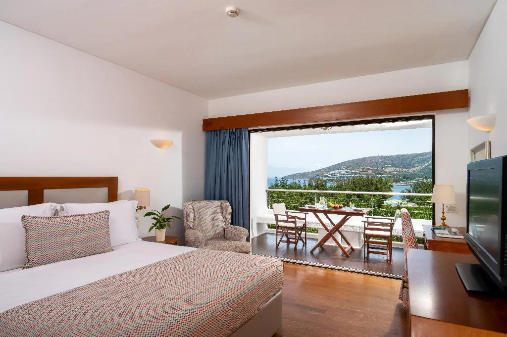Double or Twin CLASSIC SEA VIEW Room, Elounda Beach Hotel & Villas, Crete