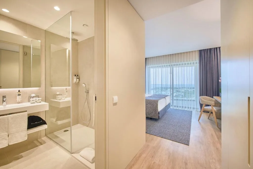 Room, The Editory By The Sea Lagos, Algarve