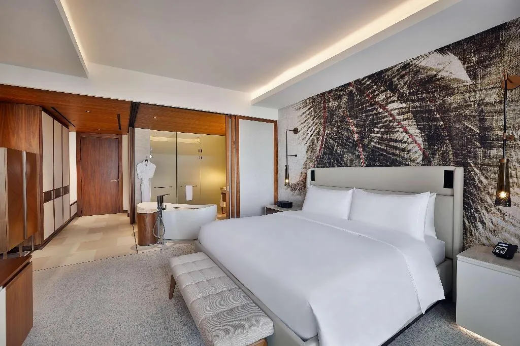 JUNIOR SUITE WITH PRIVATE POOL Room, Conrad Rabat Arzana, Rabat
