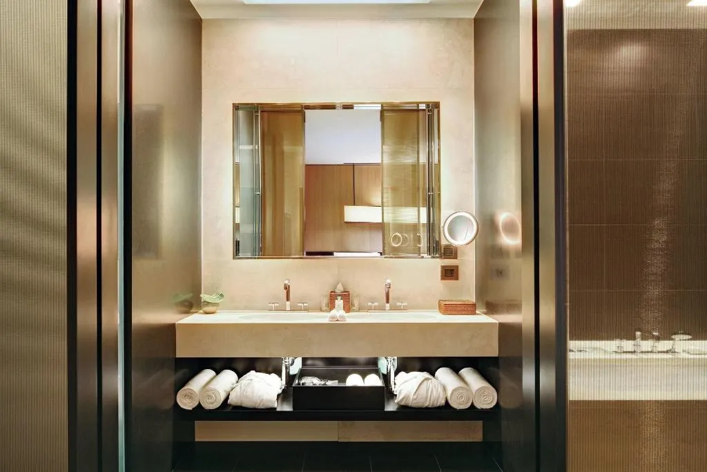 Room, Bulgari Milan, Milan