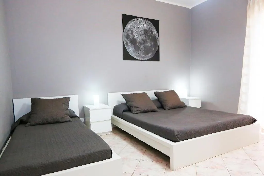 Room, B&B Kosmos, Catania