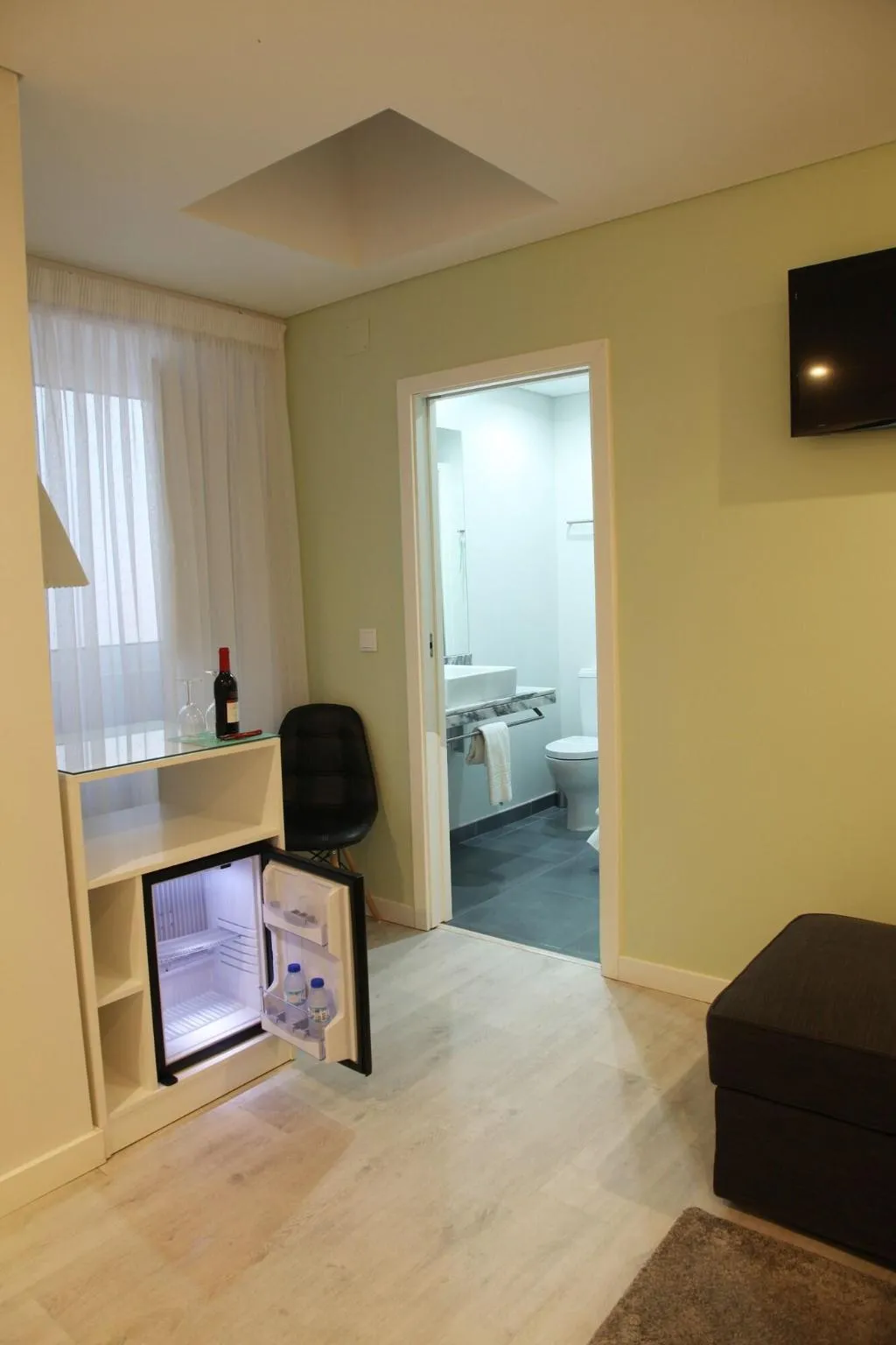 Room, Rio Art Hotel, Lisbon