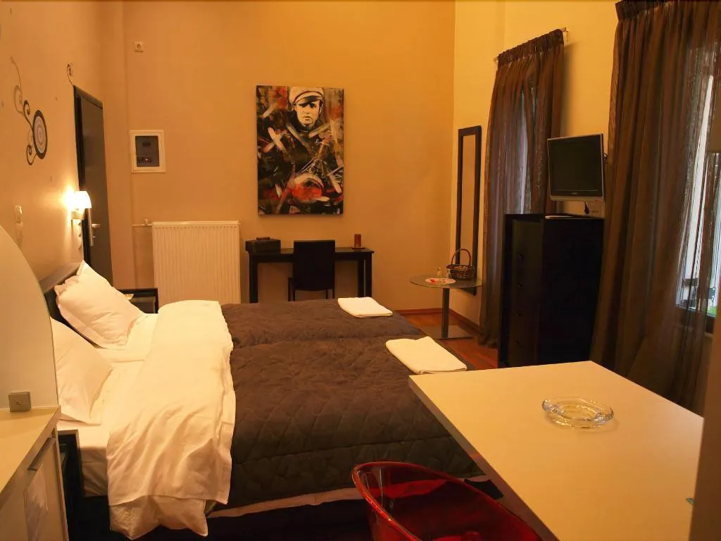 Room, Athens Habitat, Athens