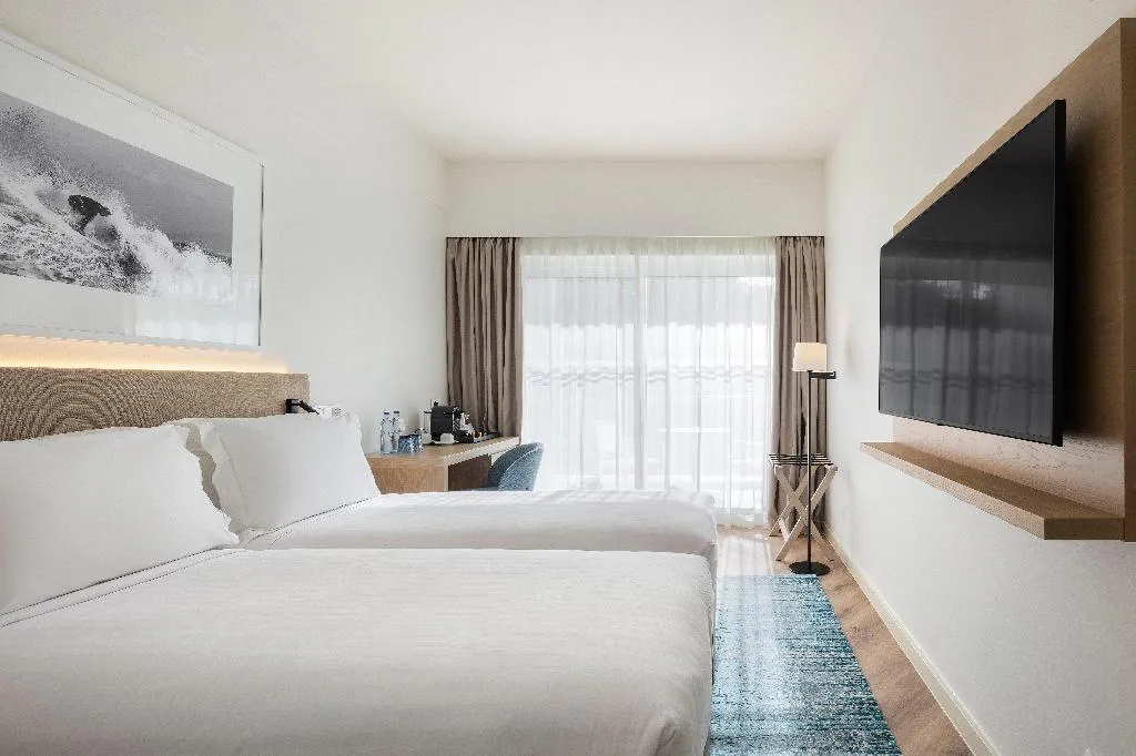 TWIN WITH BALCONY Room, Crowne Plaza Caparica Lisbon, Lisbon
