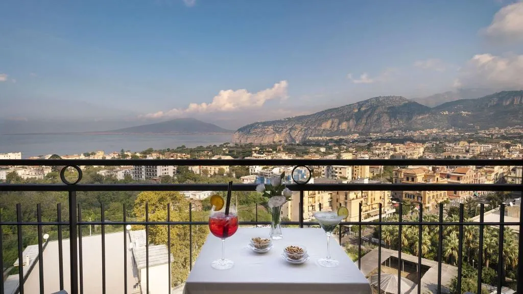 Room, Hotel Cristina, Naples