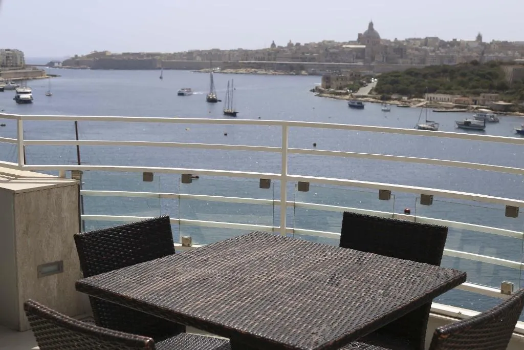 Room, Pebbles Boutique Aparthotel, Malta