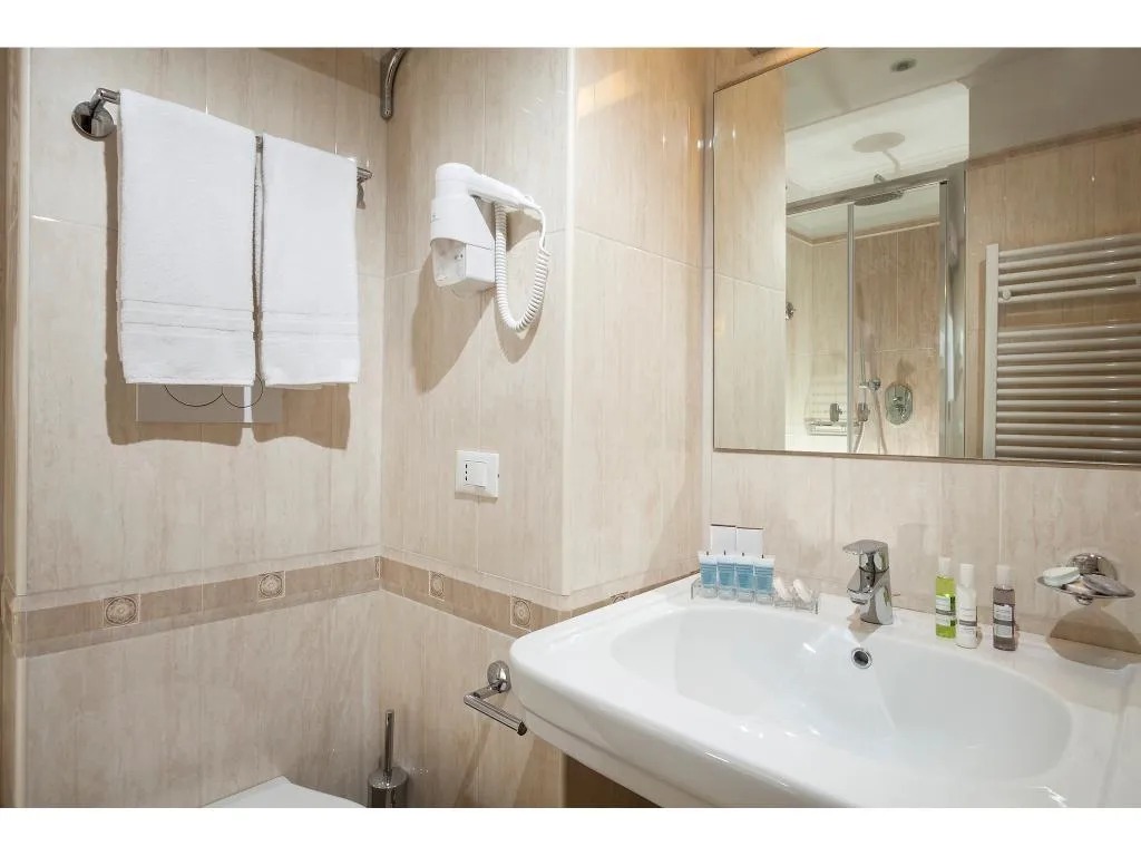 Double or Twin ANNEX Room, Hotel Kennedy, Rome