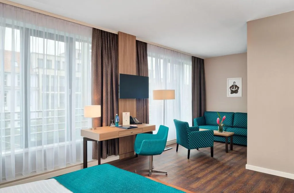 JUNIOR SUITE DELUXE Room, Hollywood Media Hotel, Berlin