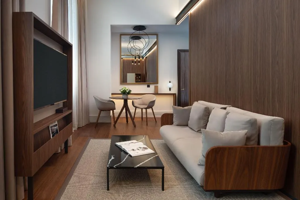 SUITE WITH BALCONY Room, Palazzo Cordusio A Gran Melia Hotel, Naples