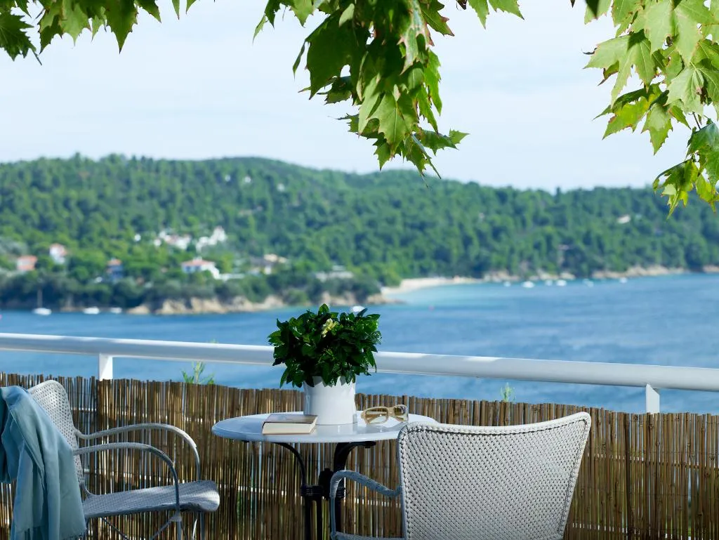 JUNIOR SUITE SEA VIEW WITH PRIVATE POOL Room, Atrium Hotel Skiathos, Skiathos