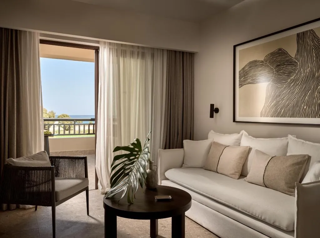 SUITE DELUXE WITH PRIVATE POOL Room, Asterion Suites & Spa, Crete