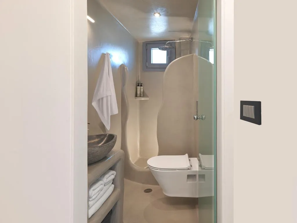 TWIN Accesible Deluxe  Room, Tatakis Design Hotel, Fira, Santorini