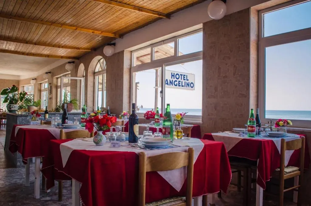 Restaurant, Hotel Angelino, Naples