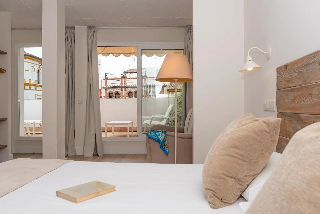 JUNIOR SUITE STANDARD Room, Hotel Boutique Elvira Plaza, Seville