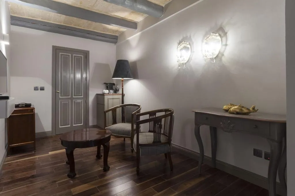 Room, The Coleridge, Malta