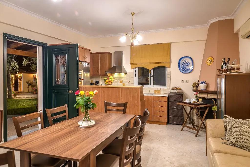 Lobby, Villa Kardaris, Zante