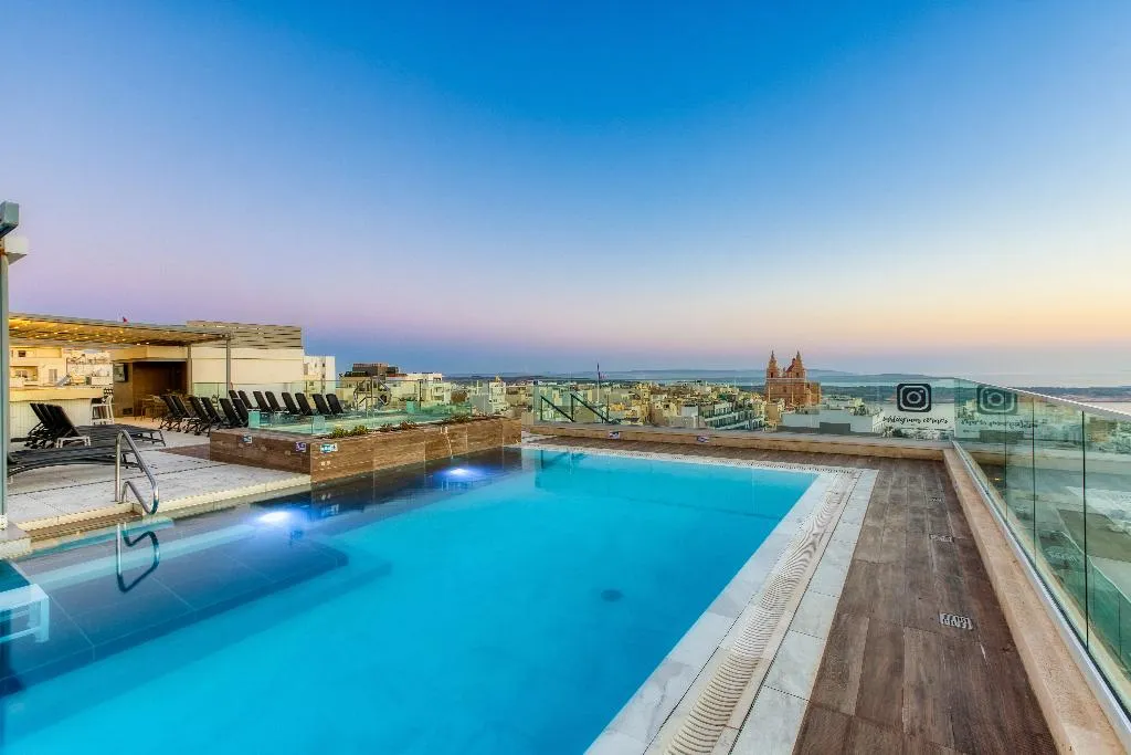 Pool, Solana Hotel & Spa, Malta