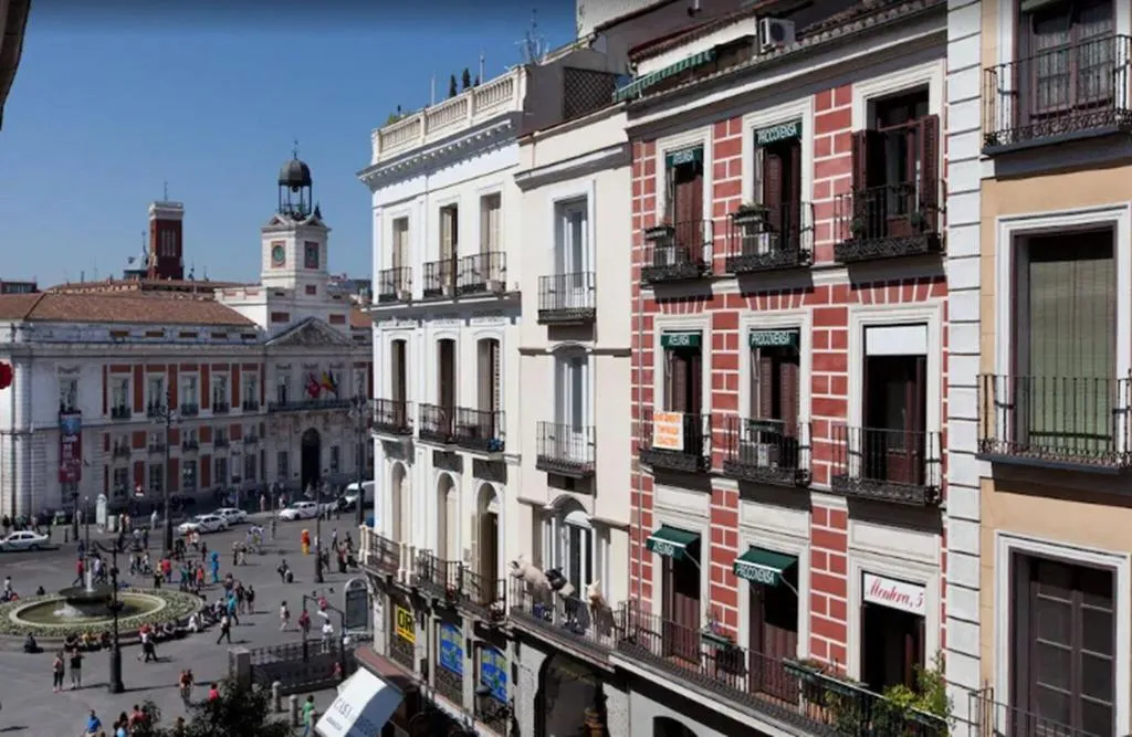 General view, Hotel El Mirador de la Puerta del Sol, Madrid