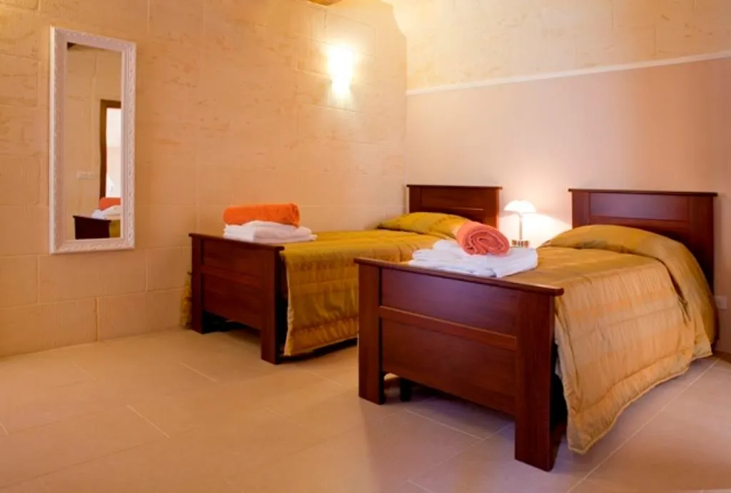 HOUSE STANDARD Room, Abraham's Gozo Farmhouses, Gozo