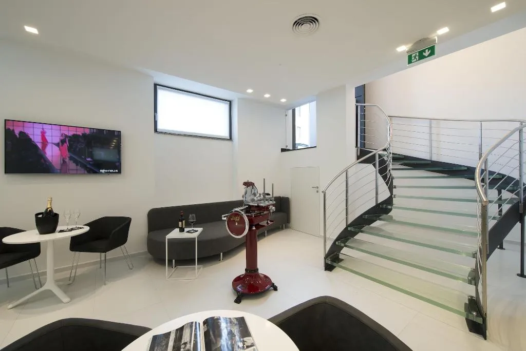 Lobby, Hotel Vallazze, Milan