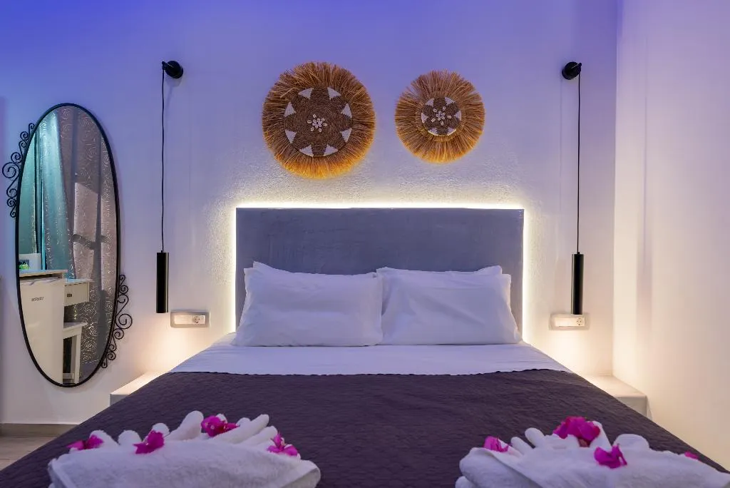DOUBLE STANDARD Room, Villa Anemomilos Perissa, Santorini