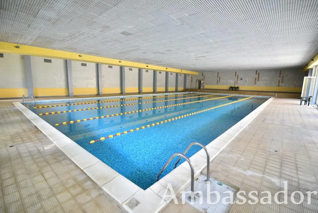 Pool, Ambassador, Varna