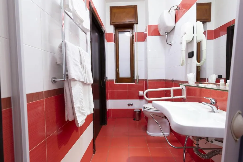 Room, Hotel Del Sole, Naples