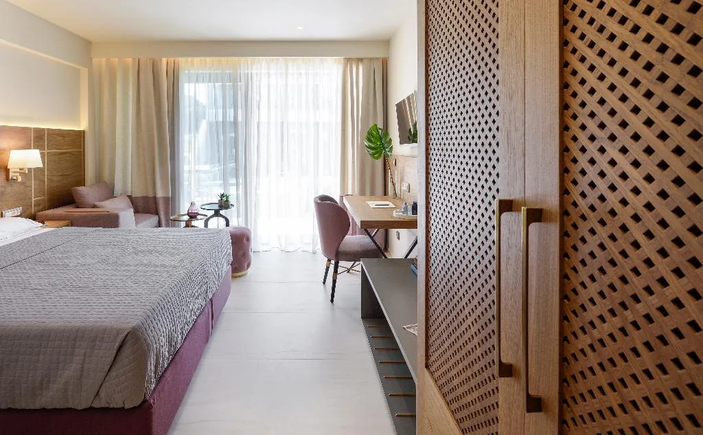 SUITE WITH DOUBLE BED Room, Serenity Suites, Halkidiki