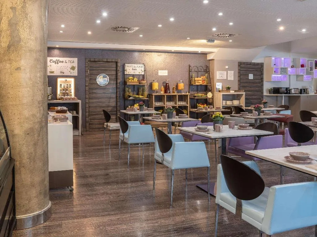 Restaurant, Novotel Suites Malaga Centro, Costa Del Sol