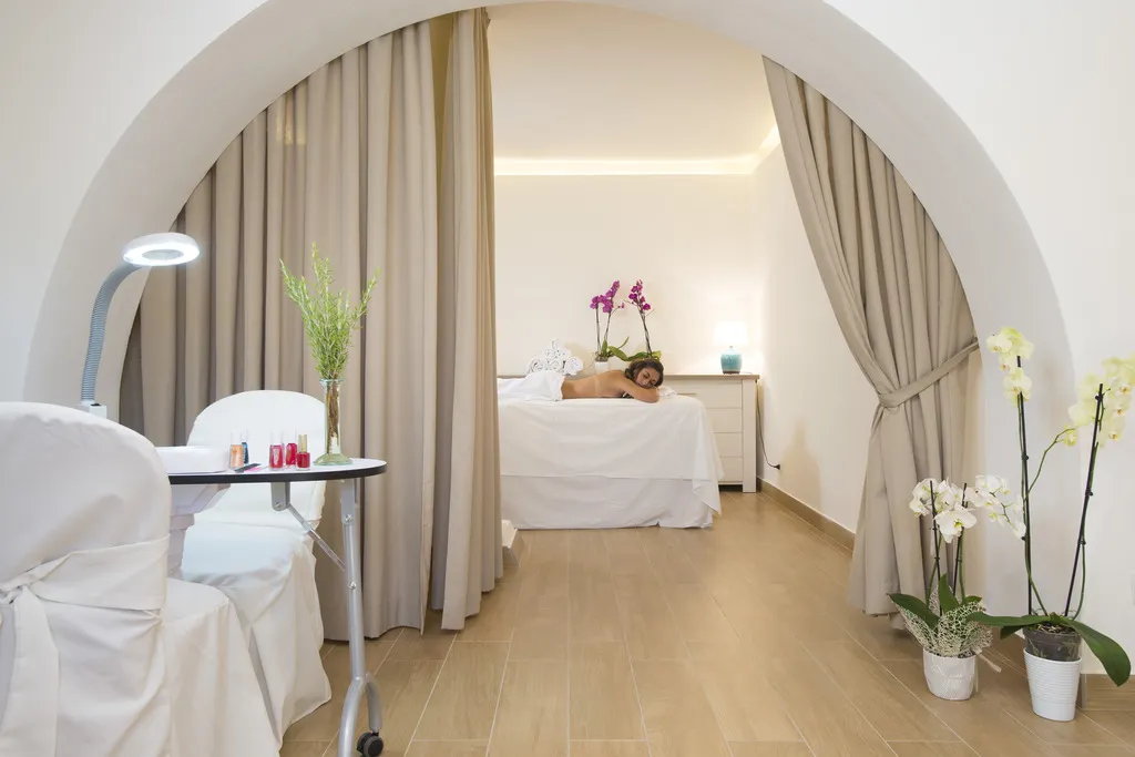 Sports and Entertainment, Hotel Dei Pini, Alghero