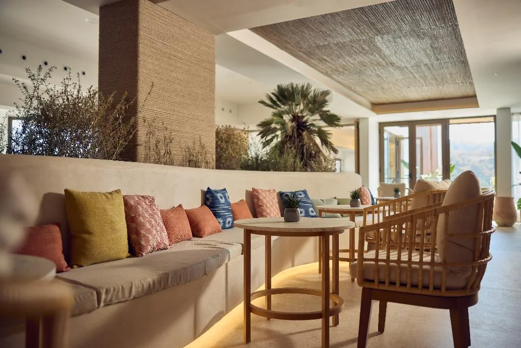 Lobby, Cala San Miguel Ht Ibiza Curio correct code 117040, Ibiza