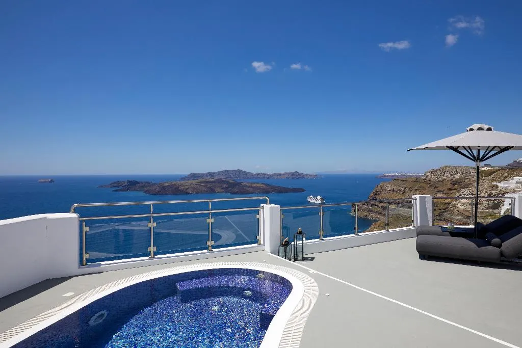 SUITE HONEYMOON Room, Petit Palace, Santorini