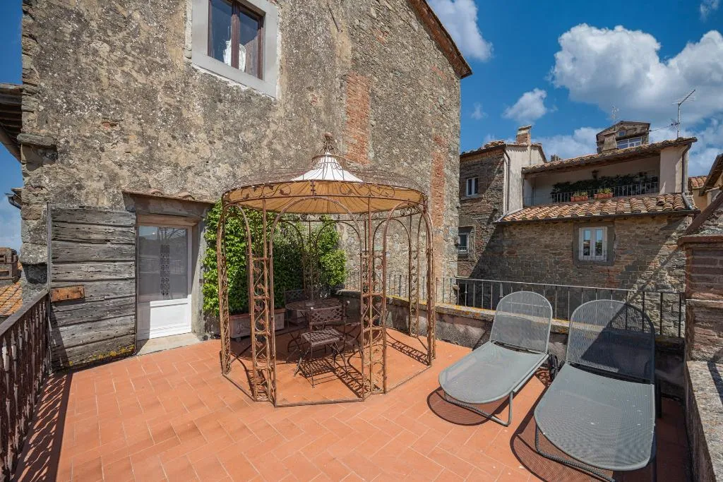 SUITE WITH TERRACE WITH VIEWS Room, San Michele, Perugia