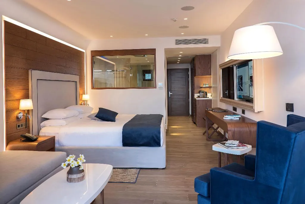 JUNIOR SUITE DELUXE WITH PRIVATE POOL Room, Nana Princess Suites Villas and Spa, Crete