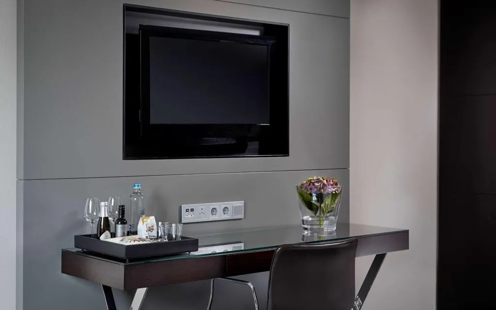 Room, Park Plaza Victoria Amsterdam, Amsterdam