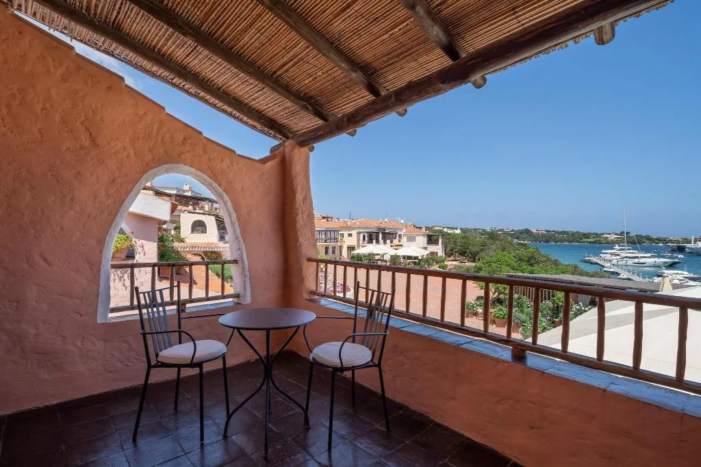 SUITE PREMIUM WITH VIEWS Room, Cervo, Olbia