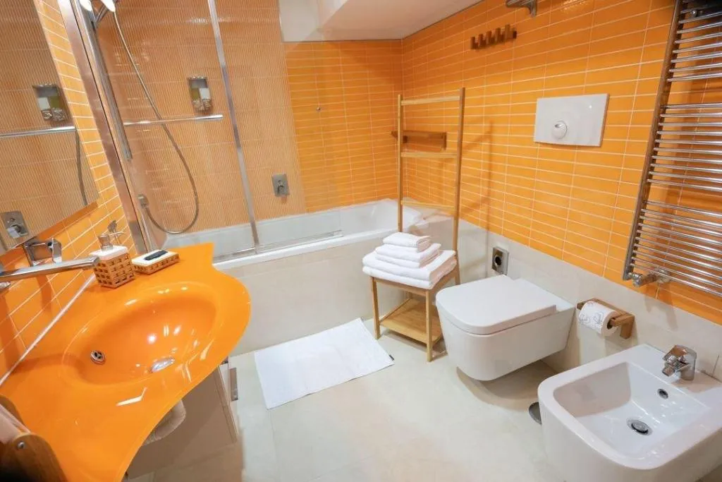 Room, Moon Luxury Rooms & Apartments, Naples