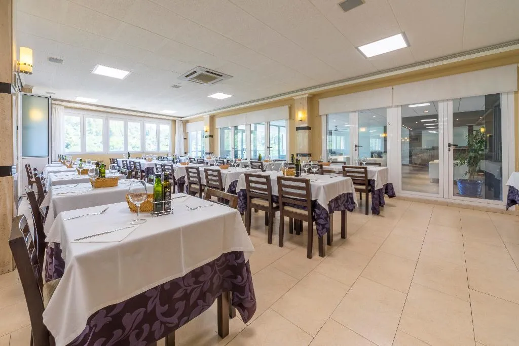 Restaurant, Hotel Rosaleda del Mijares, Valencia