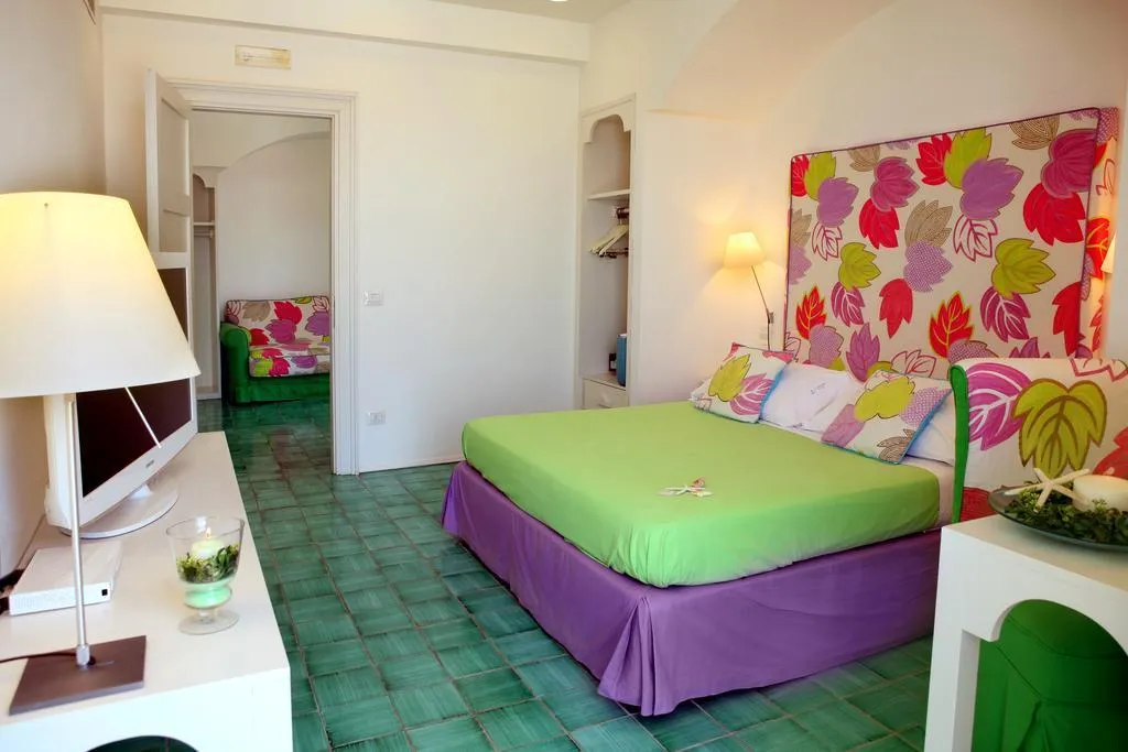 Room, Hotel Le Ancore BW Signature Collection, Naples