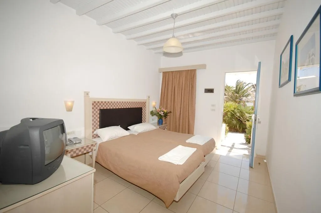 General view, Petinaros, Mykonos