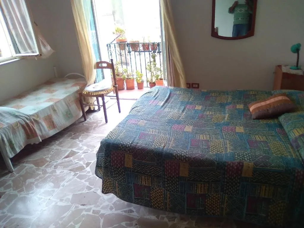 Room, Casa Rupilio, Taormina