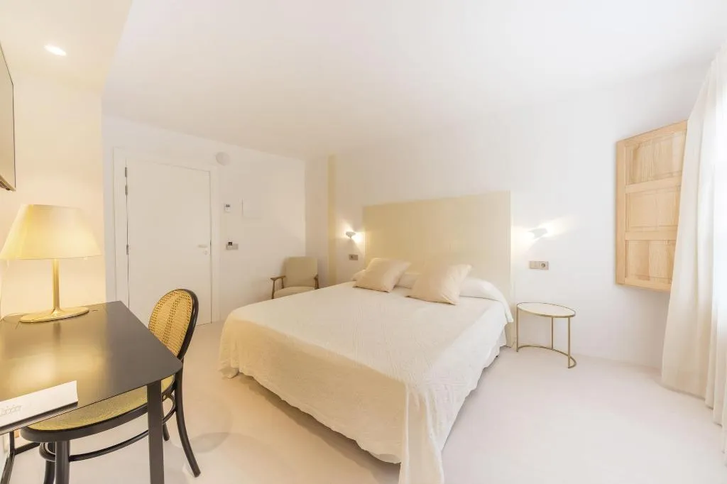 Room, Fonda Llabres Hotel Boutique, Majorca