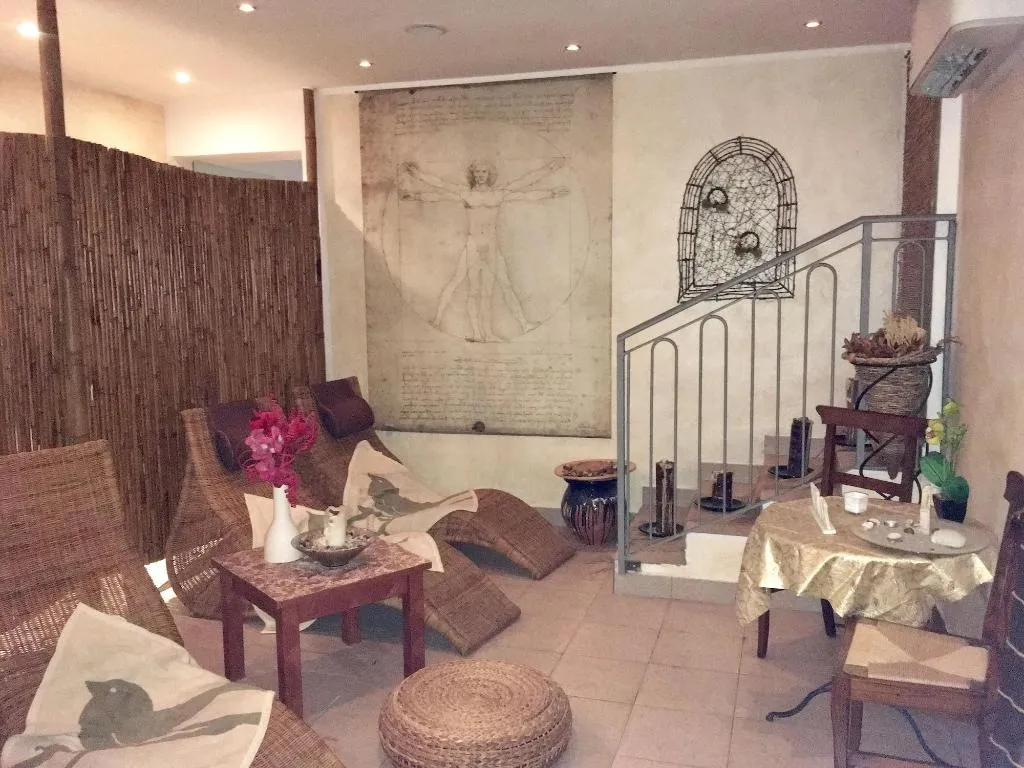 Sports and Entertainment, Hotel Canarino, Milan